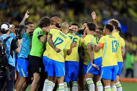 البرازيل تطبق نظام "اليوم الكامل" قبل مباراة مصر الودية